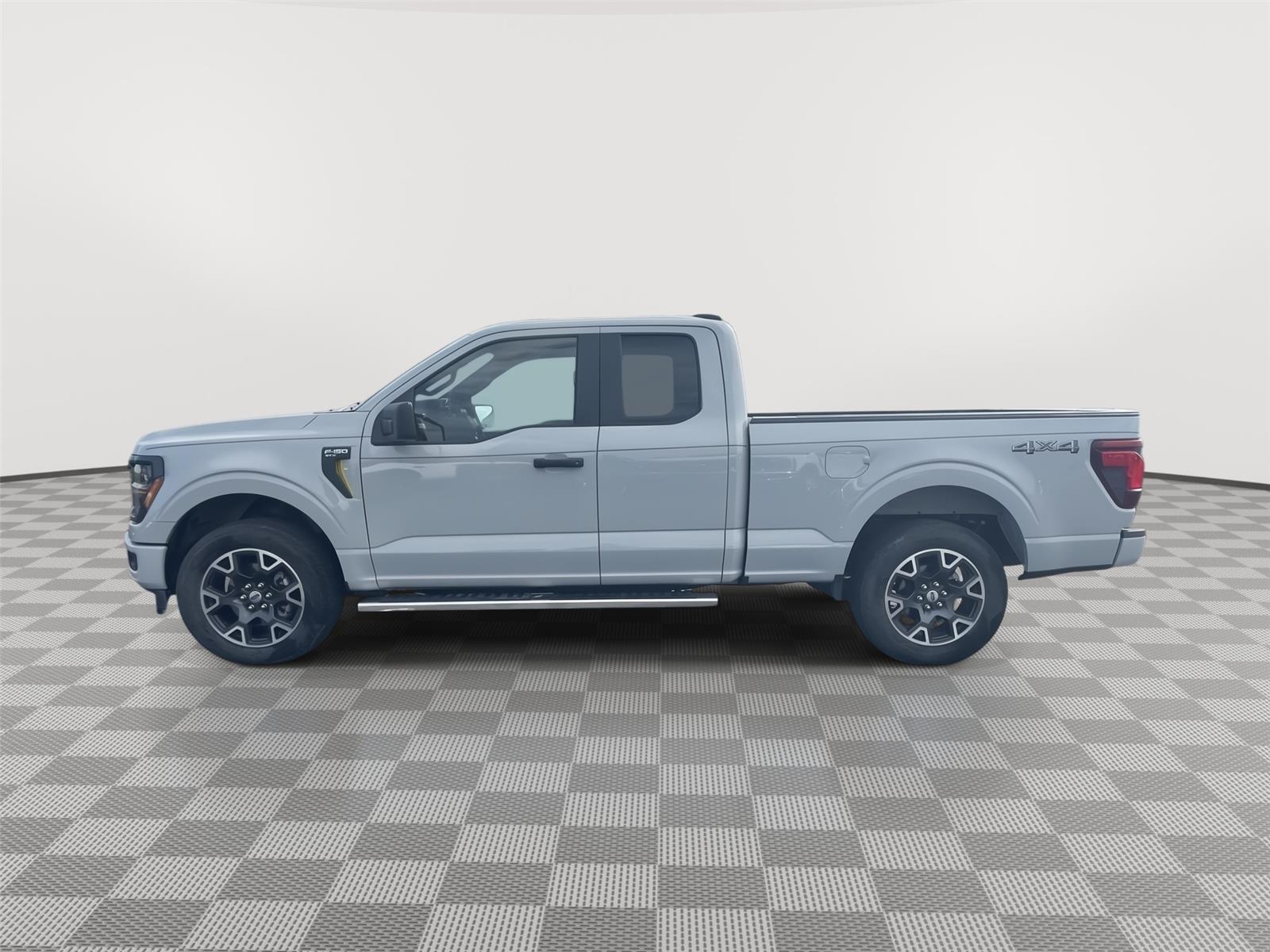 Vehicle photo 2