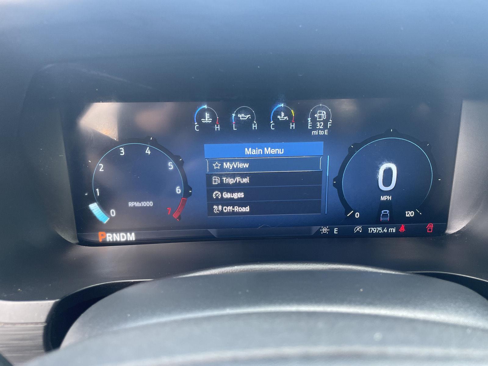 Vehicle photo 3