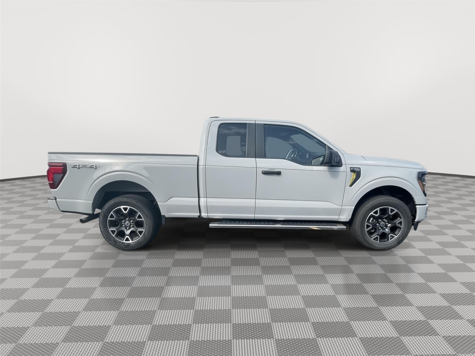 Vehicle photo 7