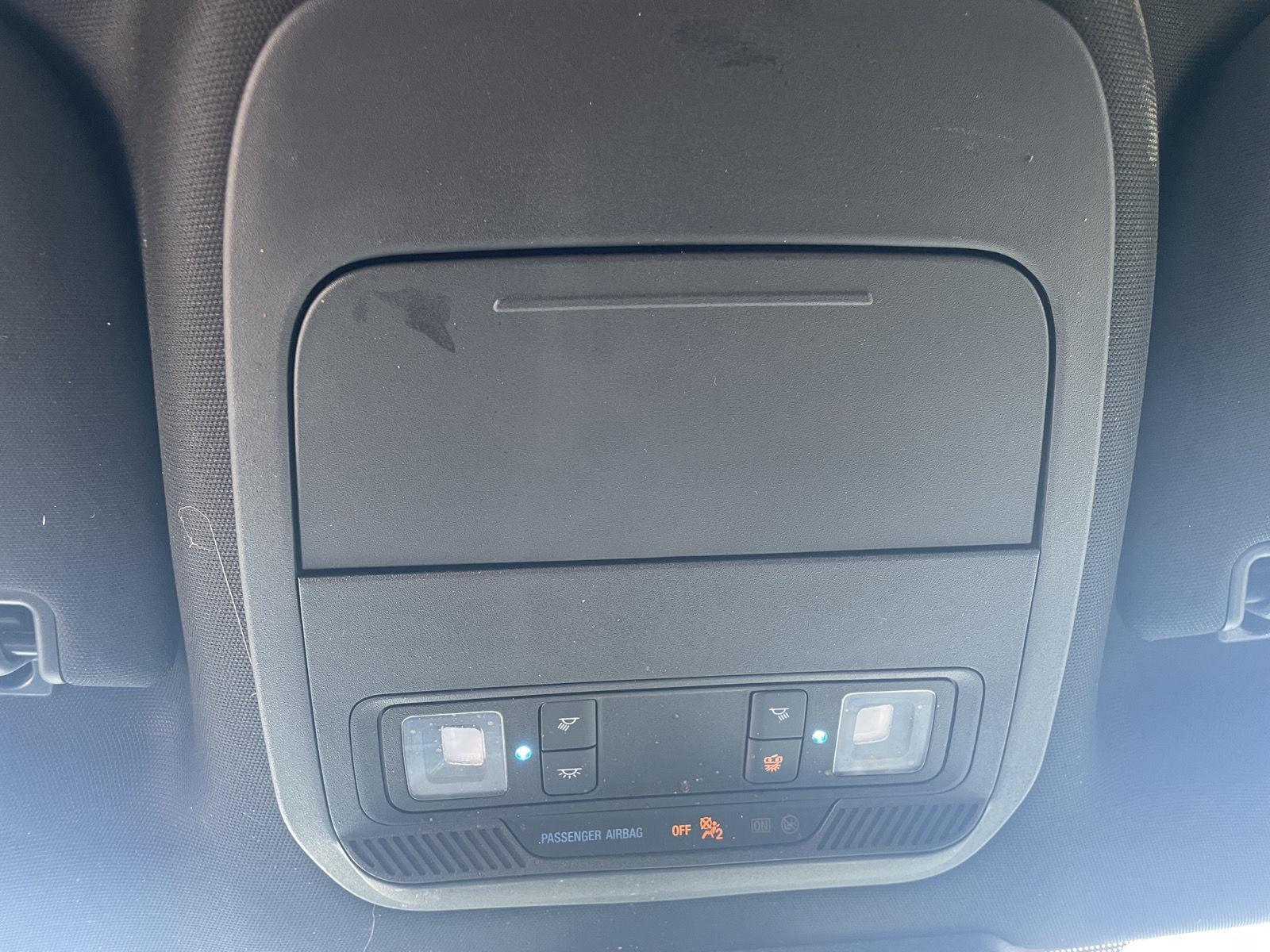 Vehicle photo 26