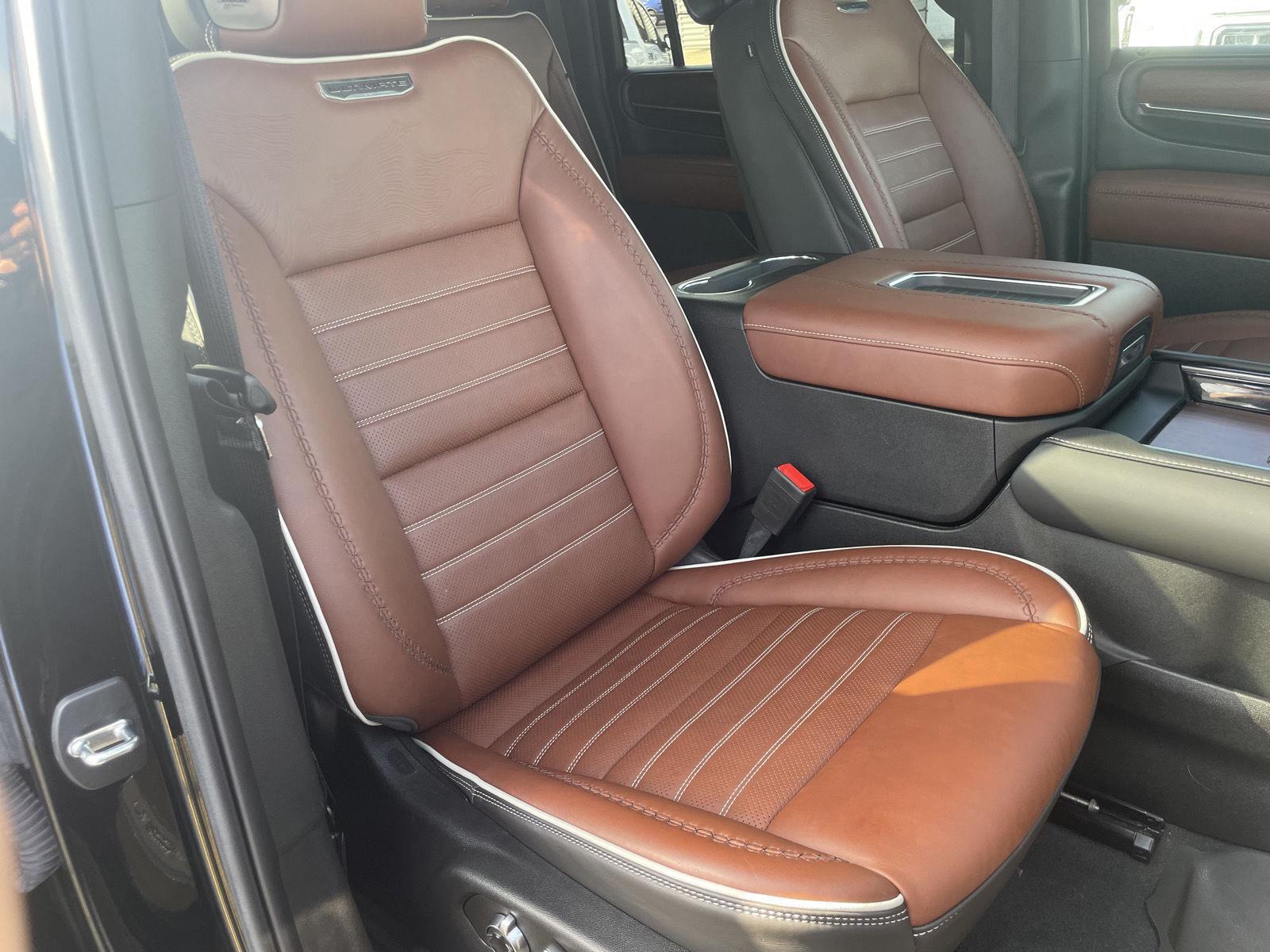 Vehicle photo 27