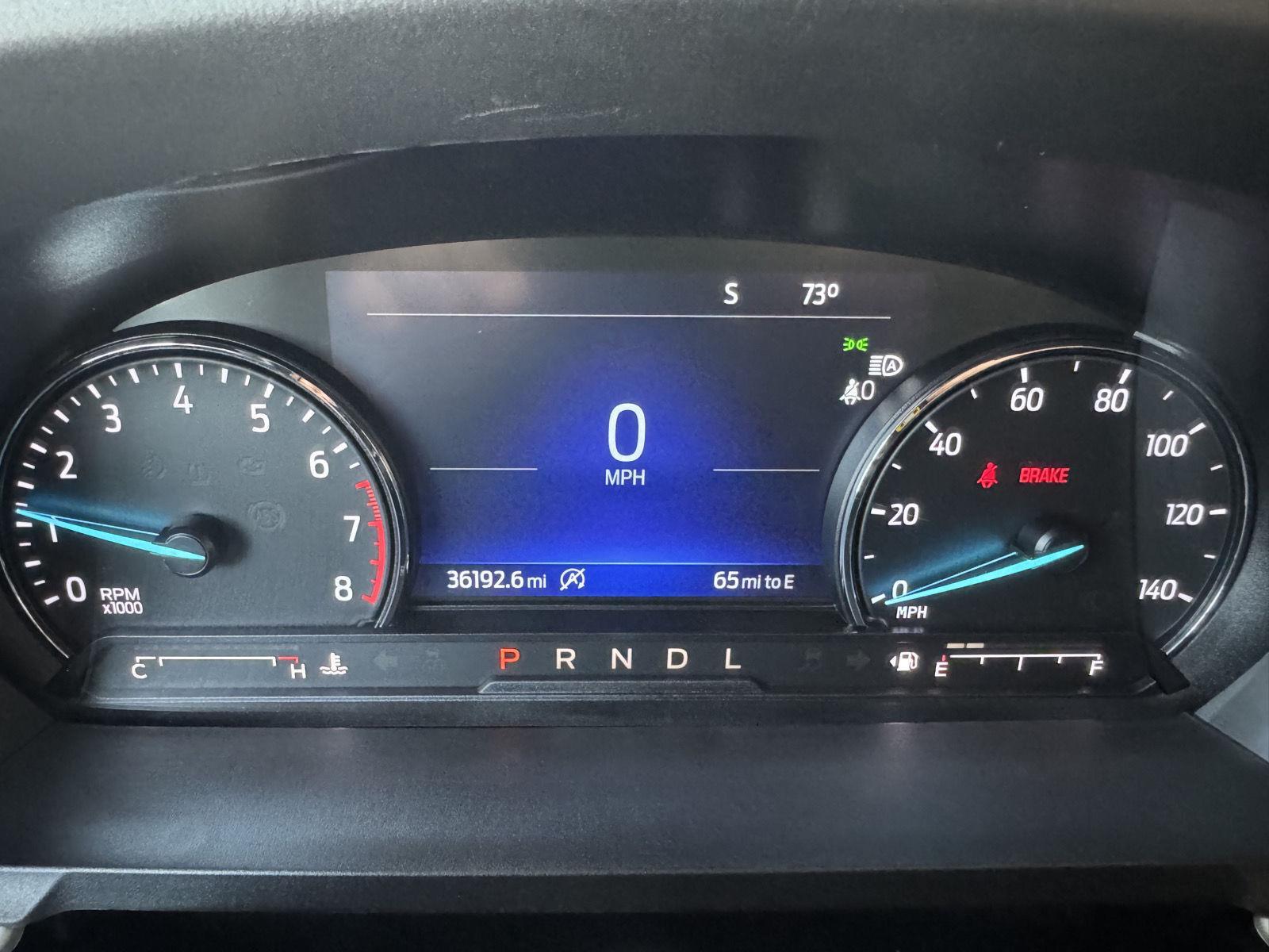 Vehicle photo 3