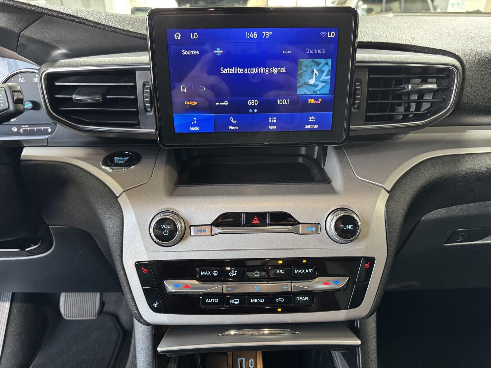 Vehicle photo 35