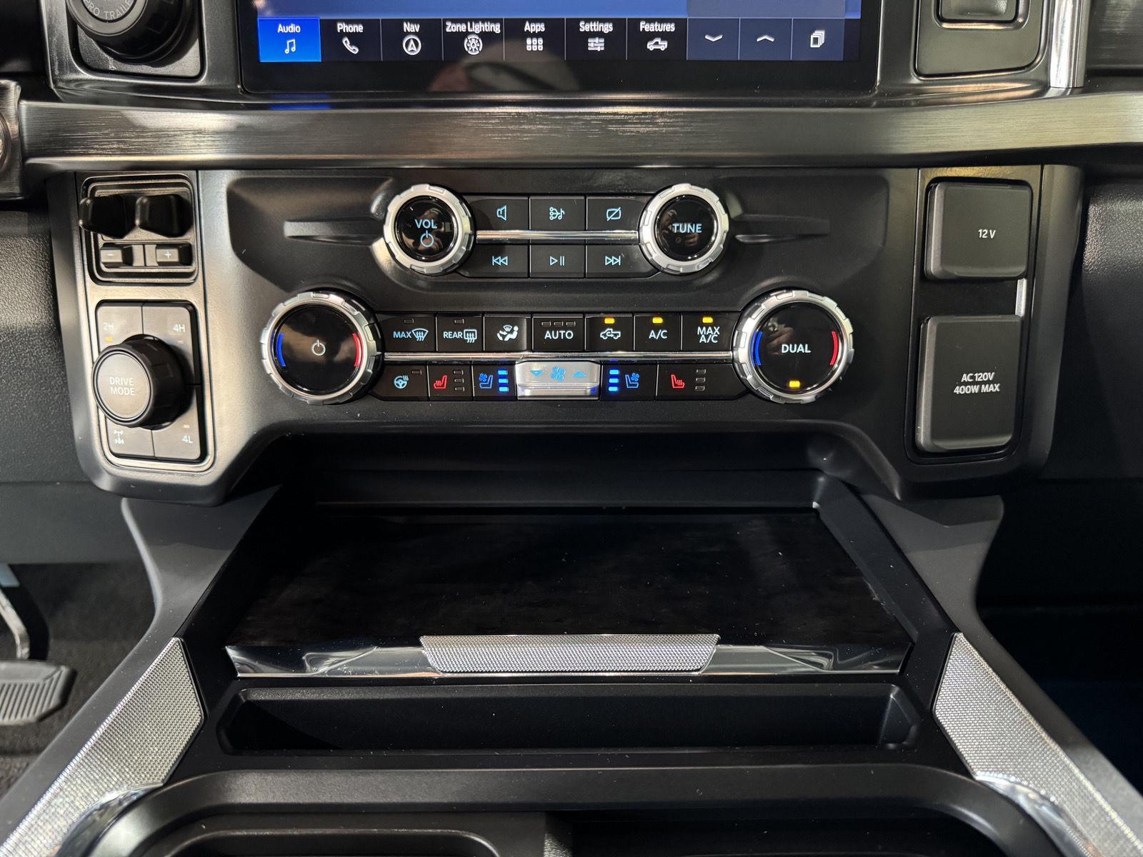 Vehicle photo 34