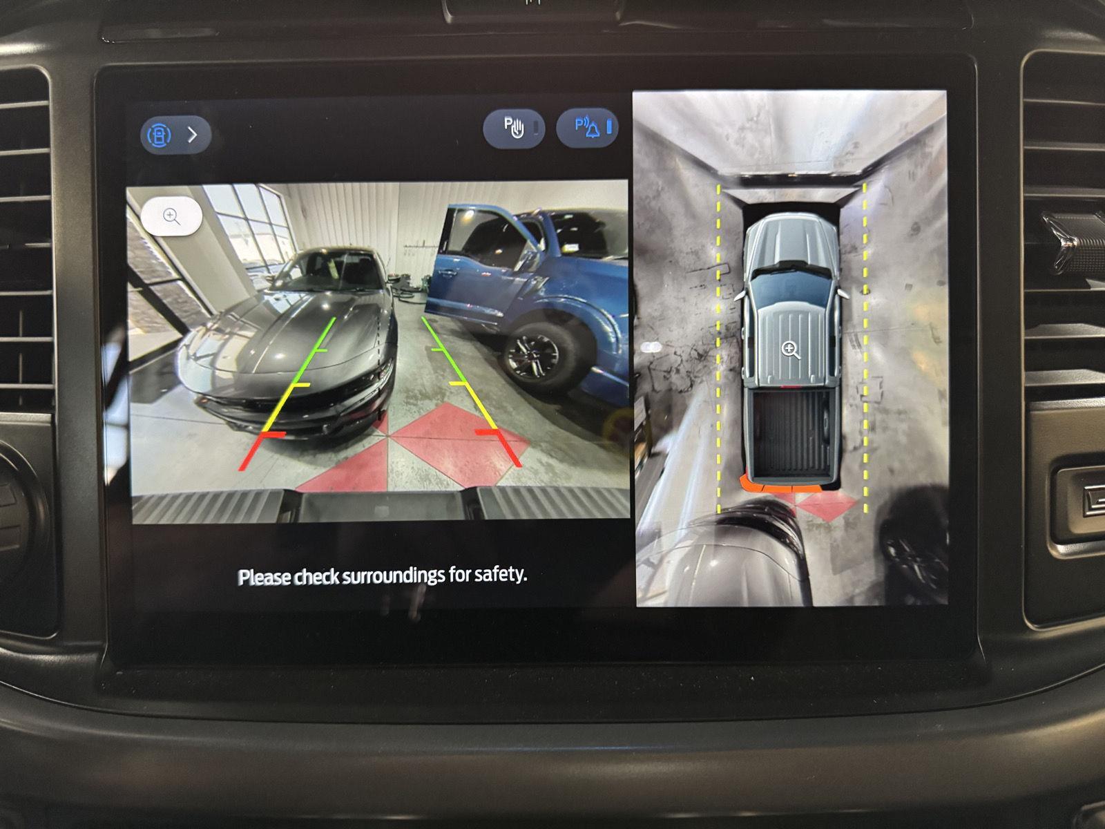 Vehicle photo 37