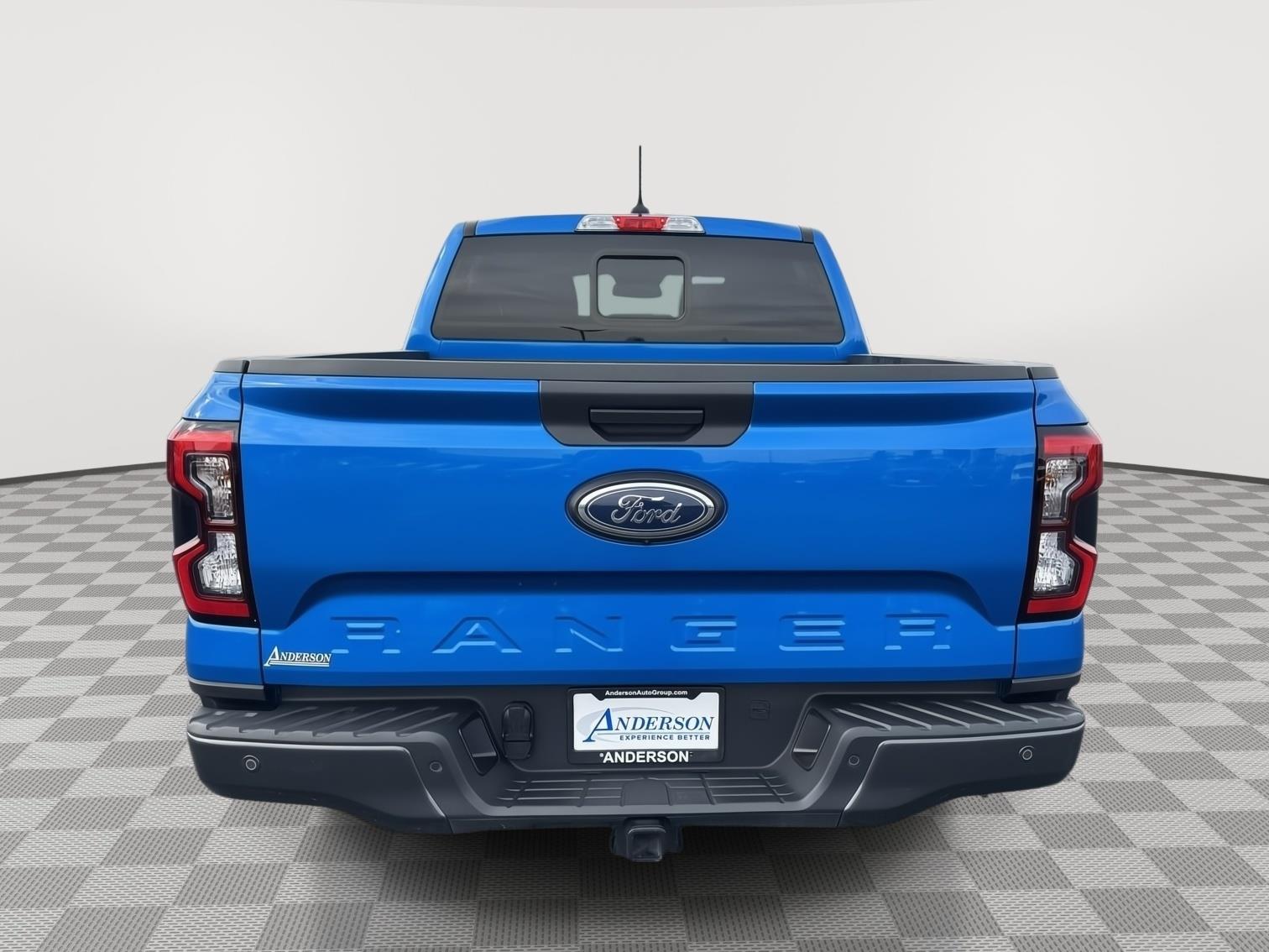 Vehicle photo 9