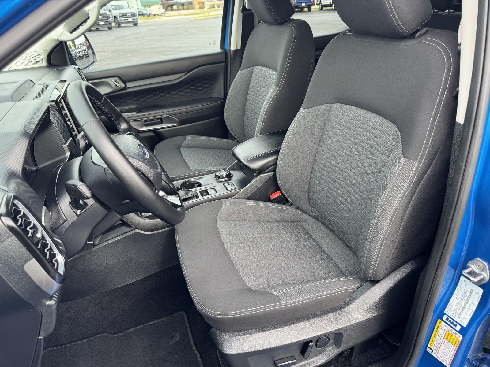 Vehicle photo 20