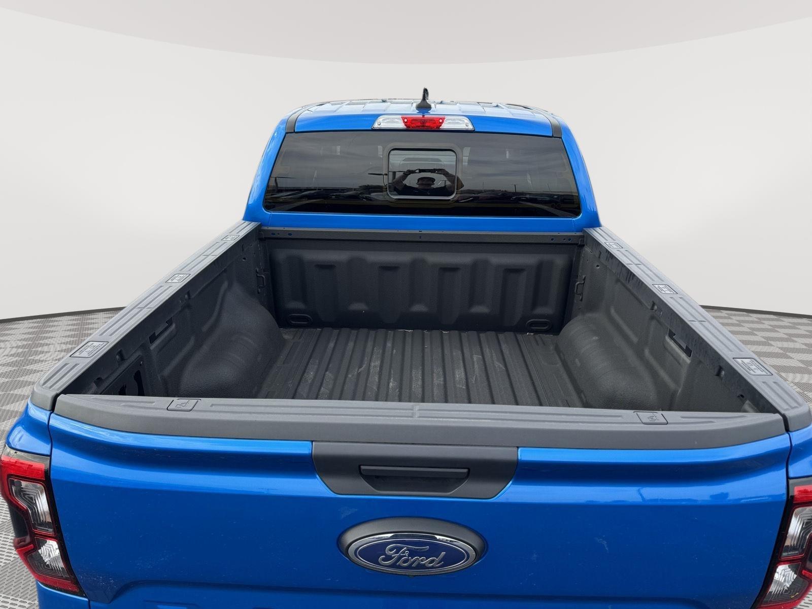 Vehicle photo 44