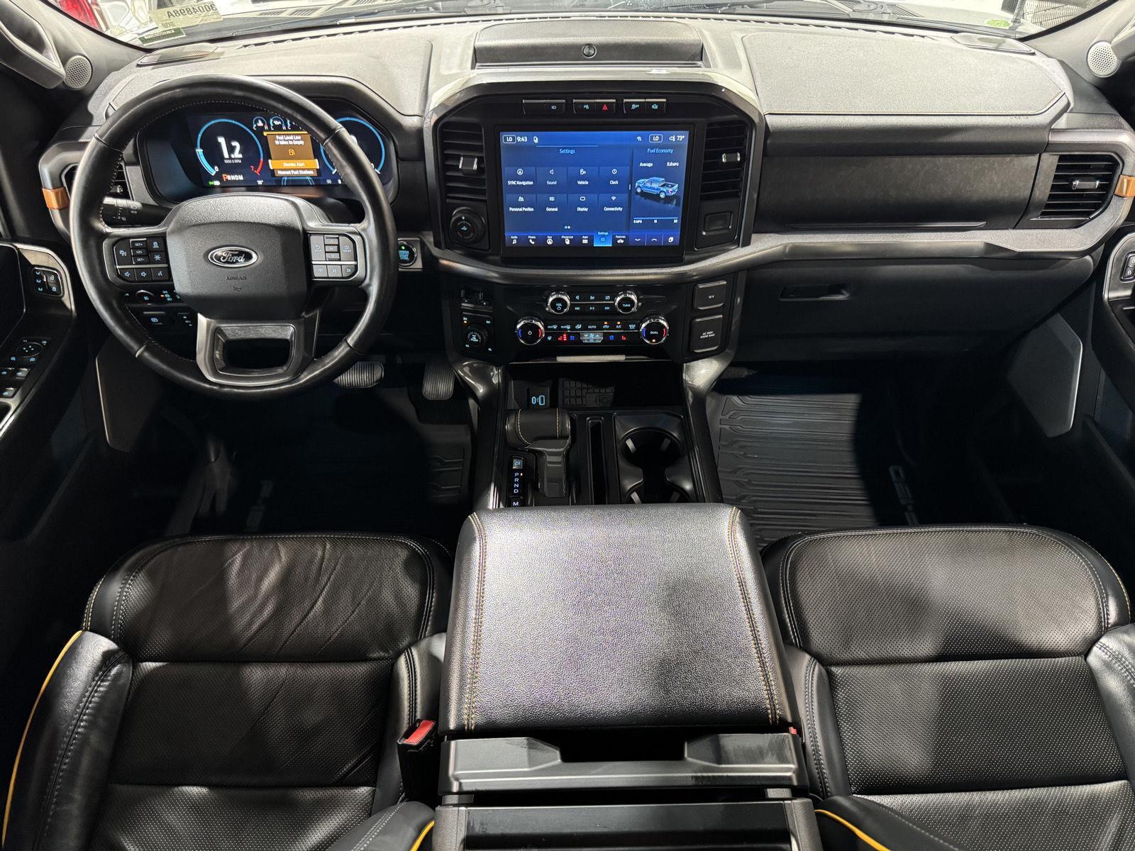 Vehicle photo 22