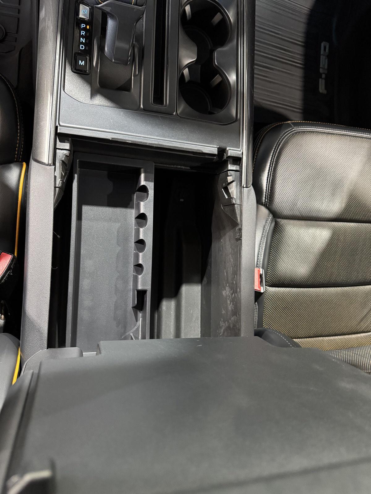 Vehicle photo 40