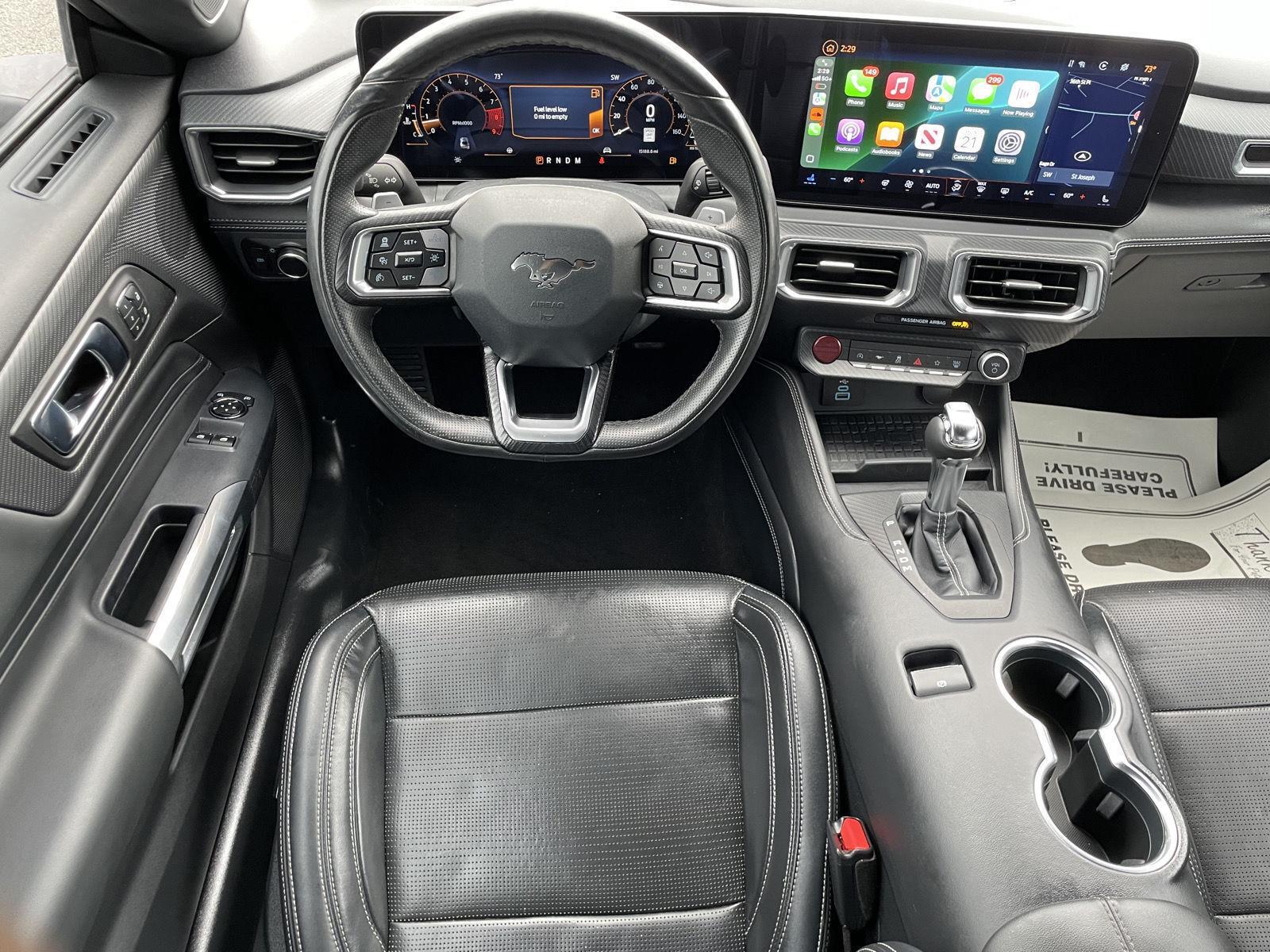 Vehicle photo 22