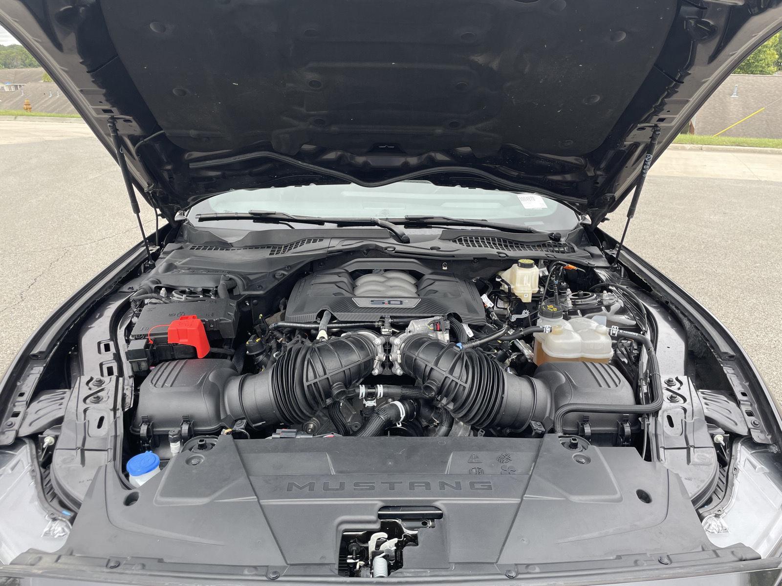 Vehicle photo 31