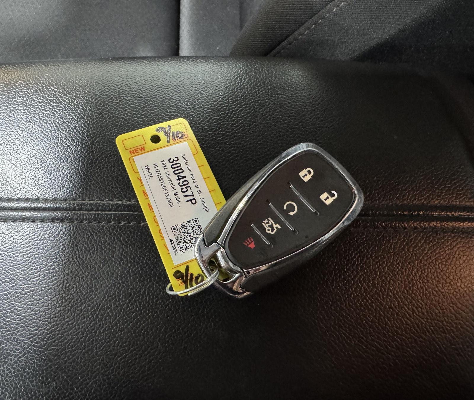 Vehicle photo 40