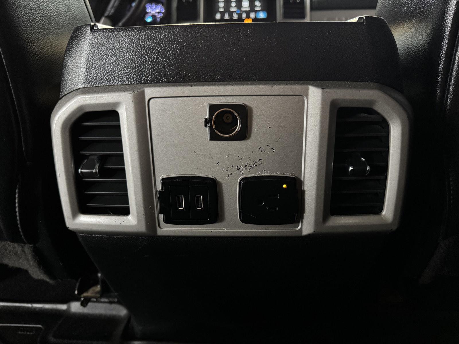 Vehicle photo 36