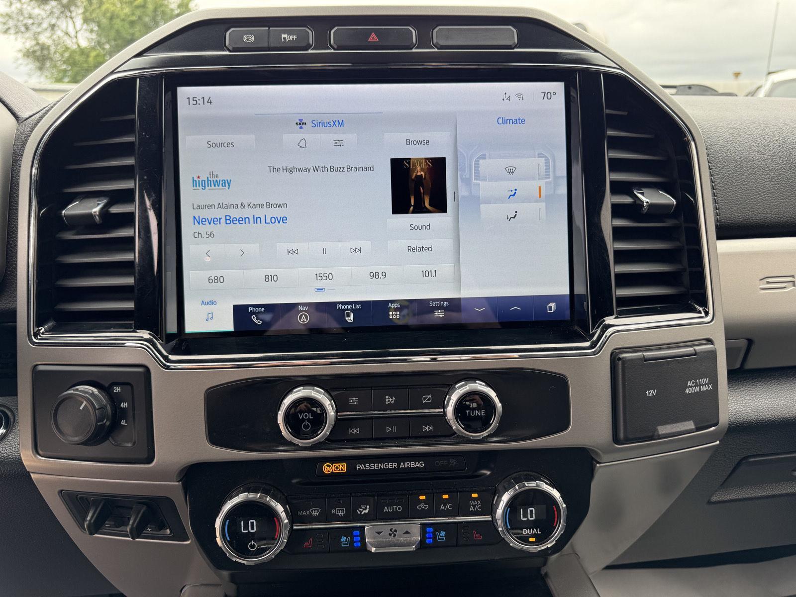 Vehicle photo 31