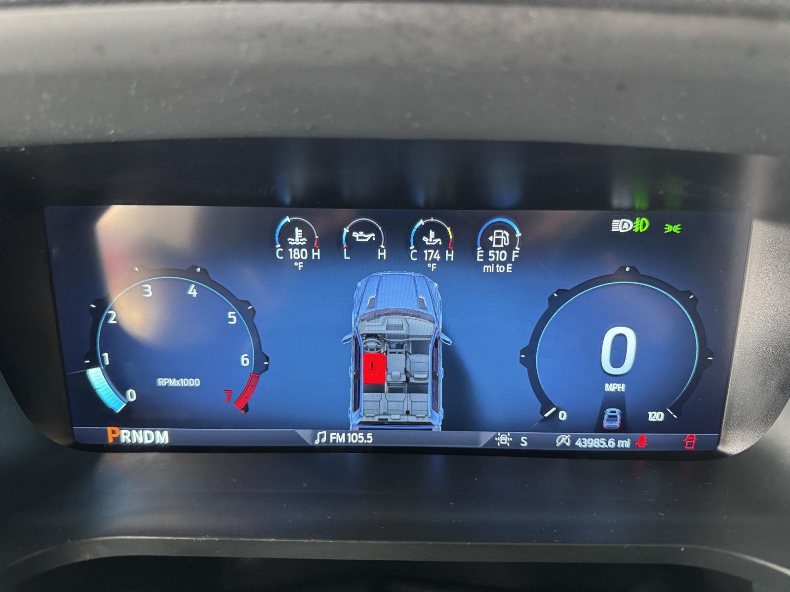 Vehicle photo 3