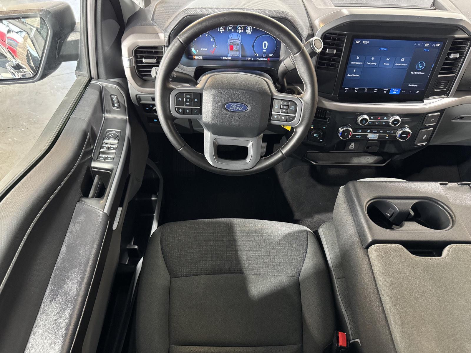 Vehicle photo 21