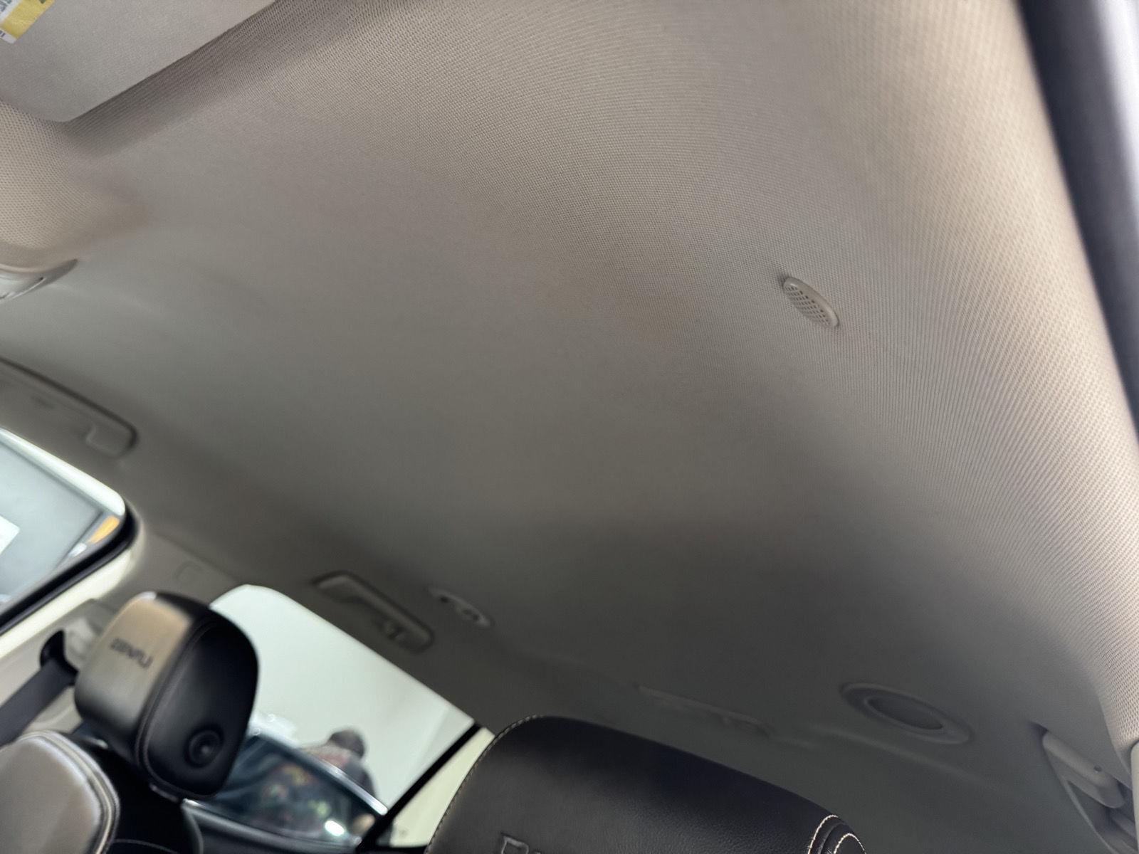 Vehicle photo 33