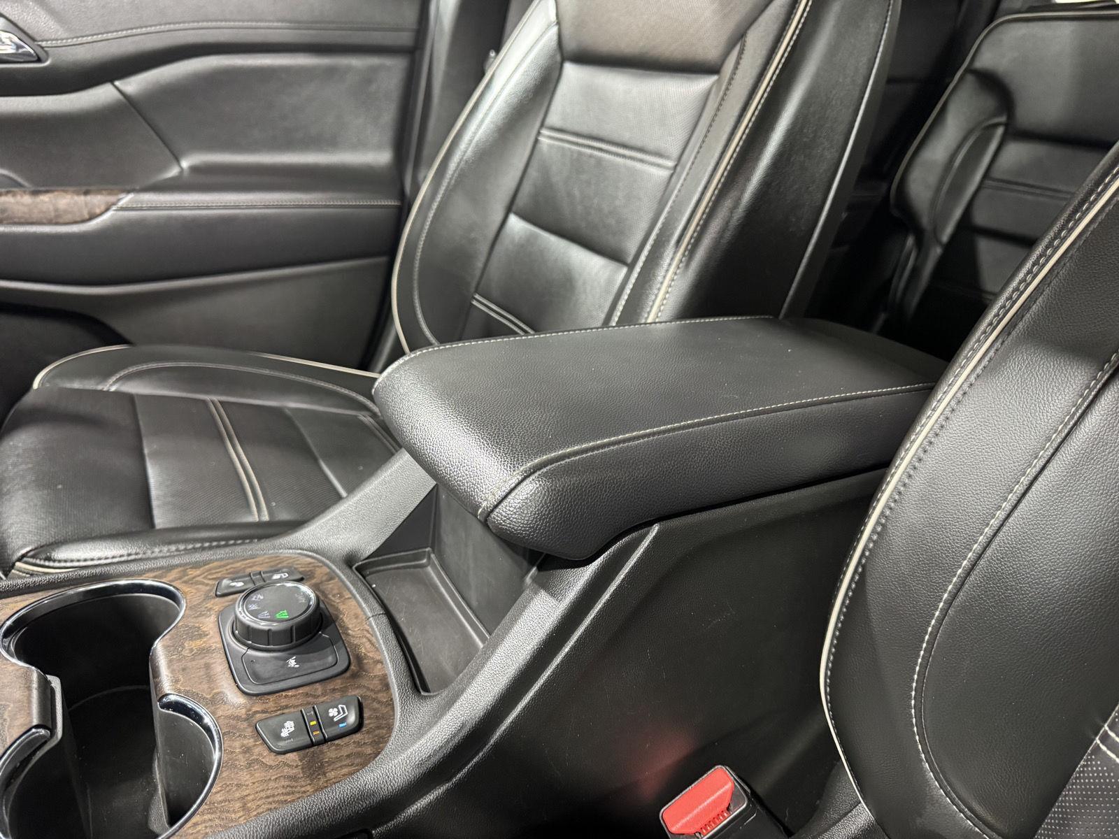 Vehicle photo 36