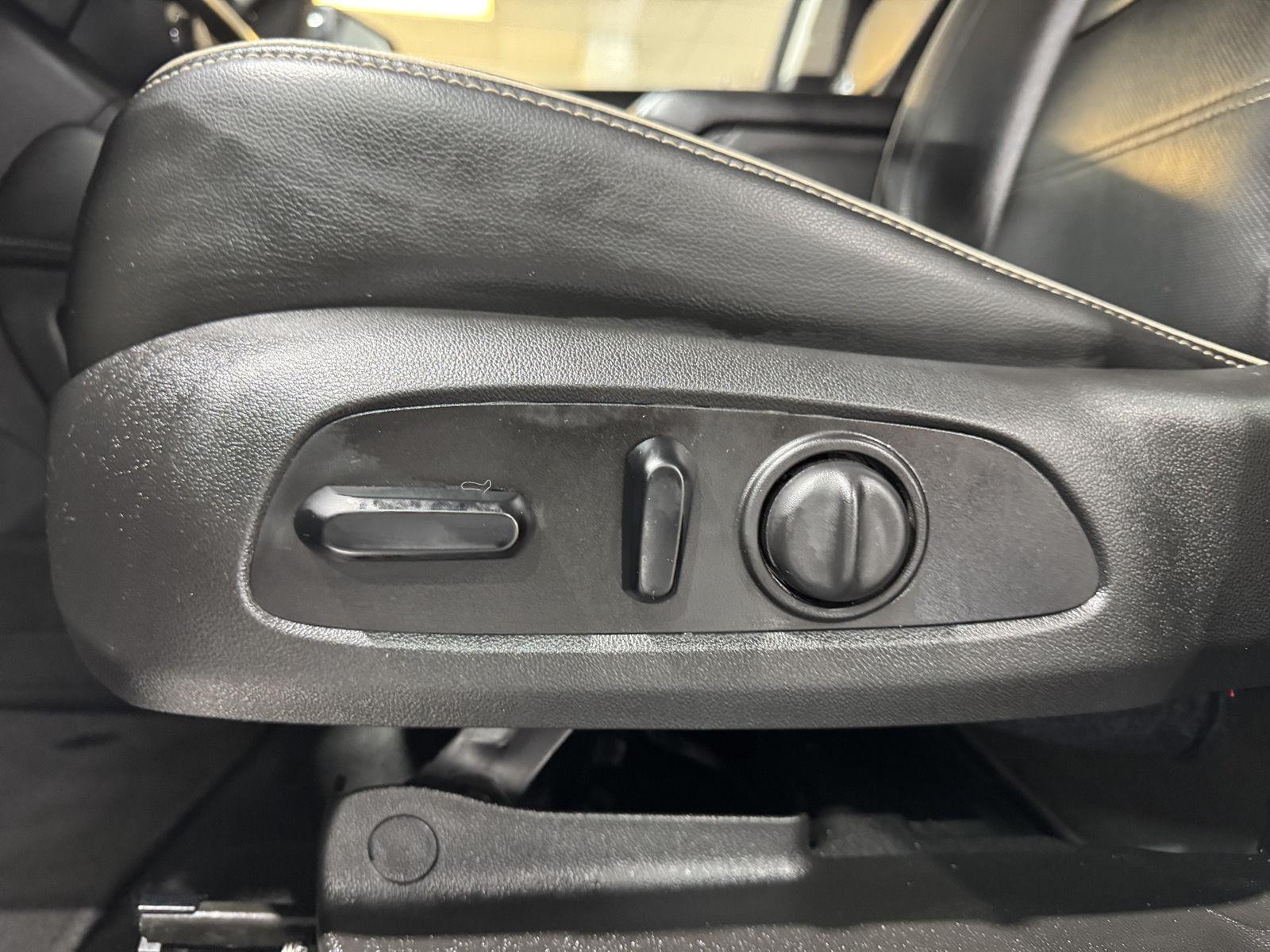 Vehicle photo 39