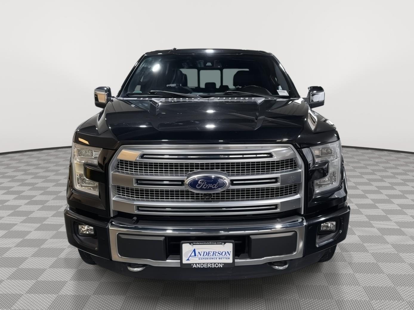Vehicle photo 5