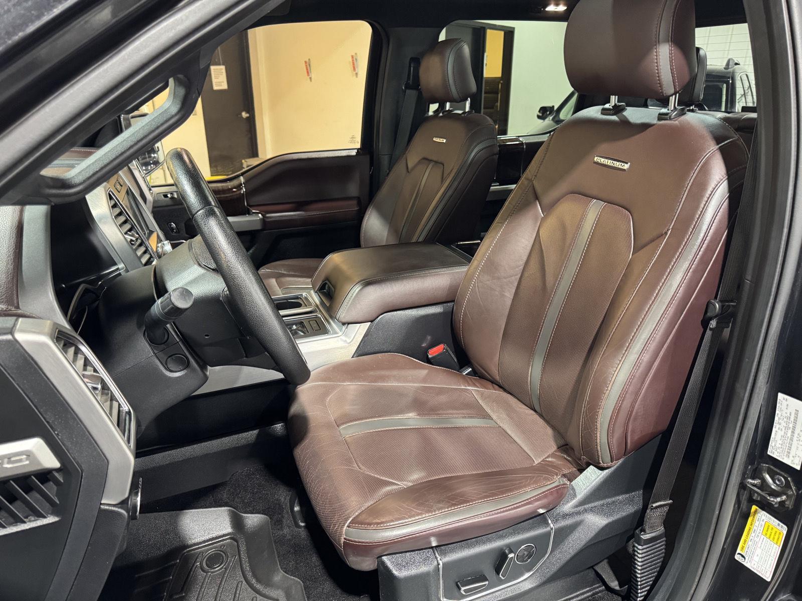 Vehicle photo 20