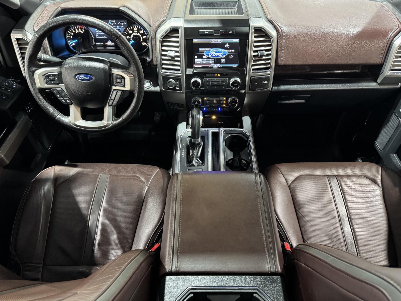 Vehicle photo 22
