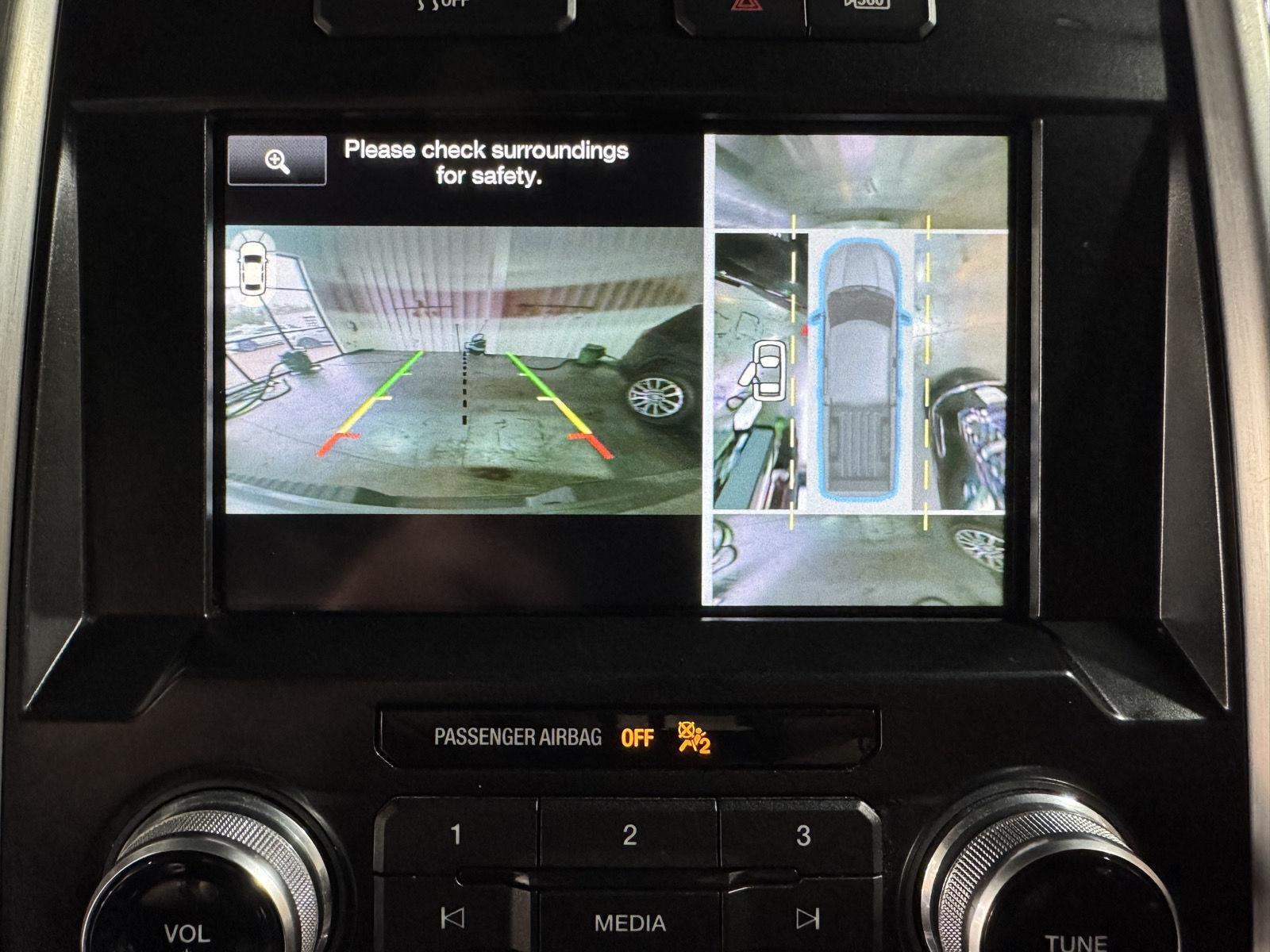 Vehicle photo 36