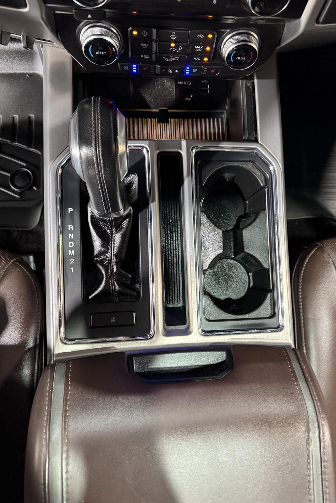 Vehicle photo 37