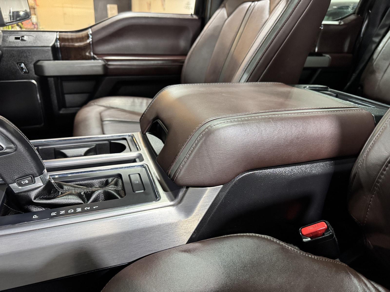 Vehicle photo 38