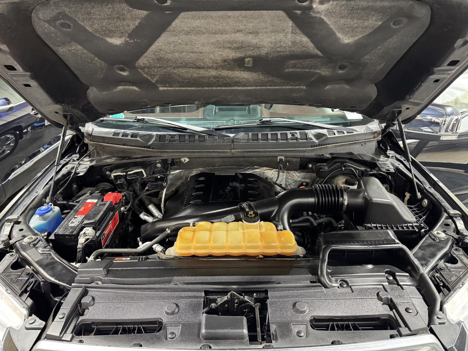 Vehicle photo 44