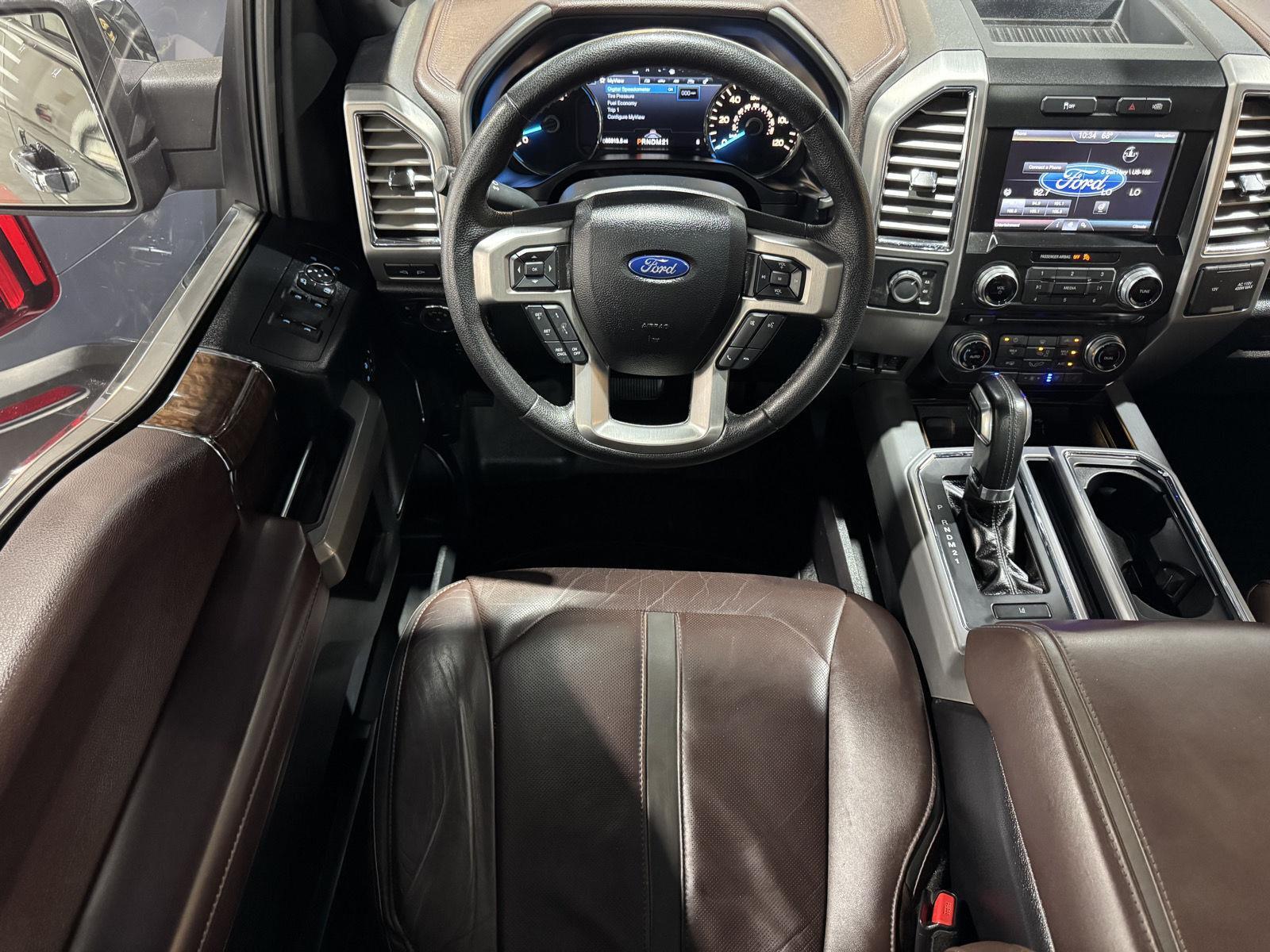 Vehicle photo 47