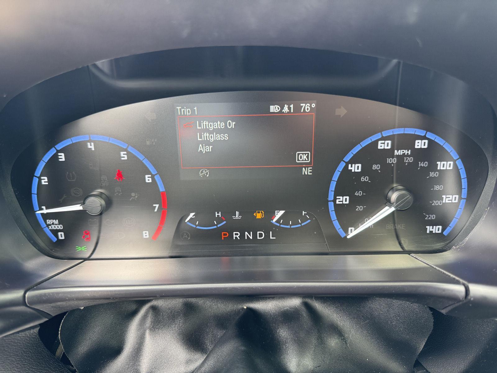 Vehicle photo 3