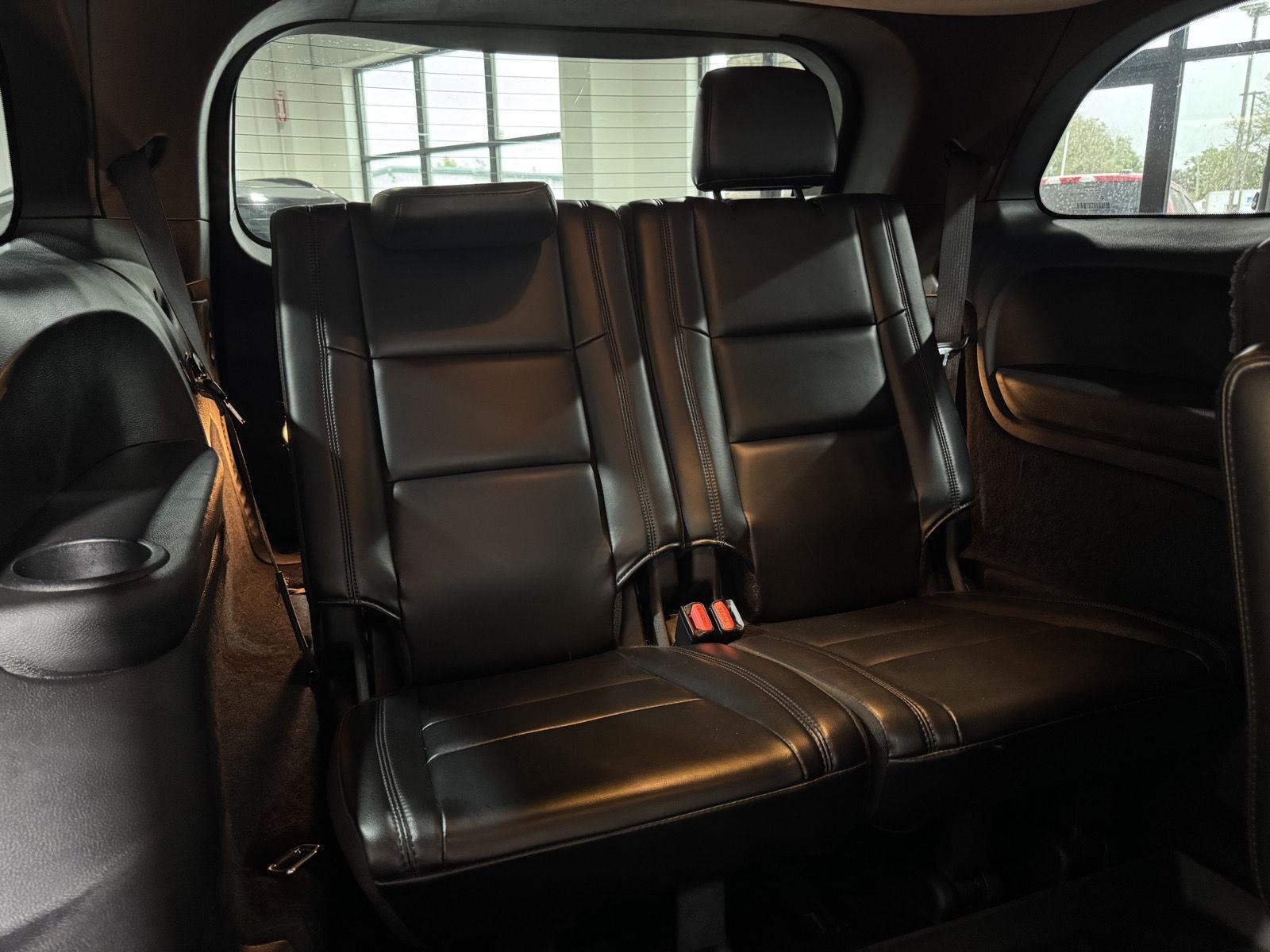 Vehicle photo 28