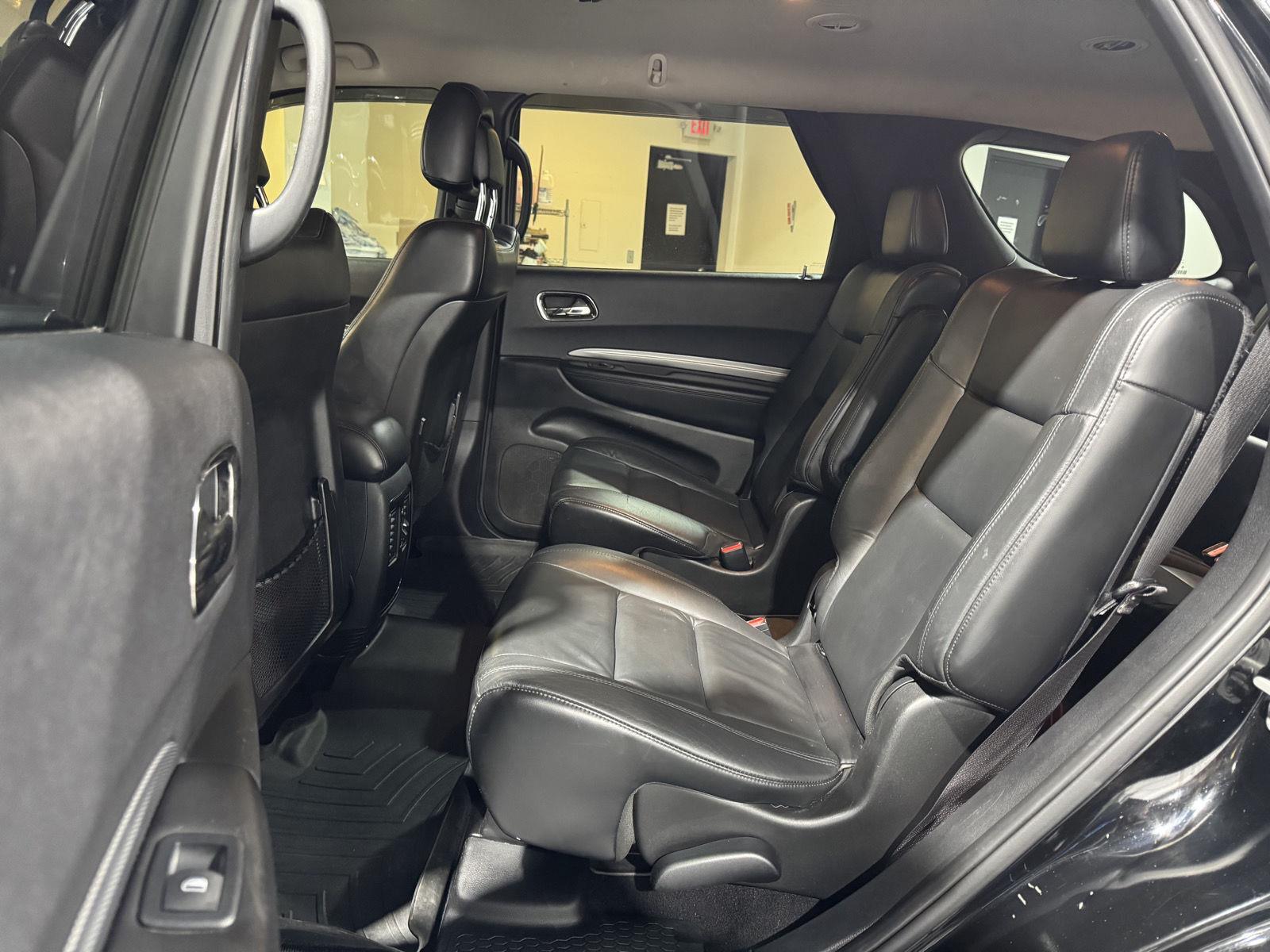 Vehicle photo 30