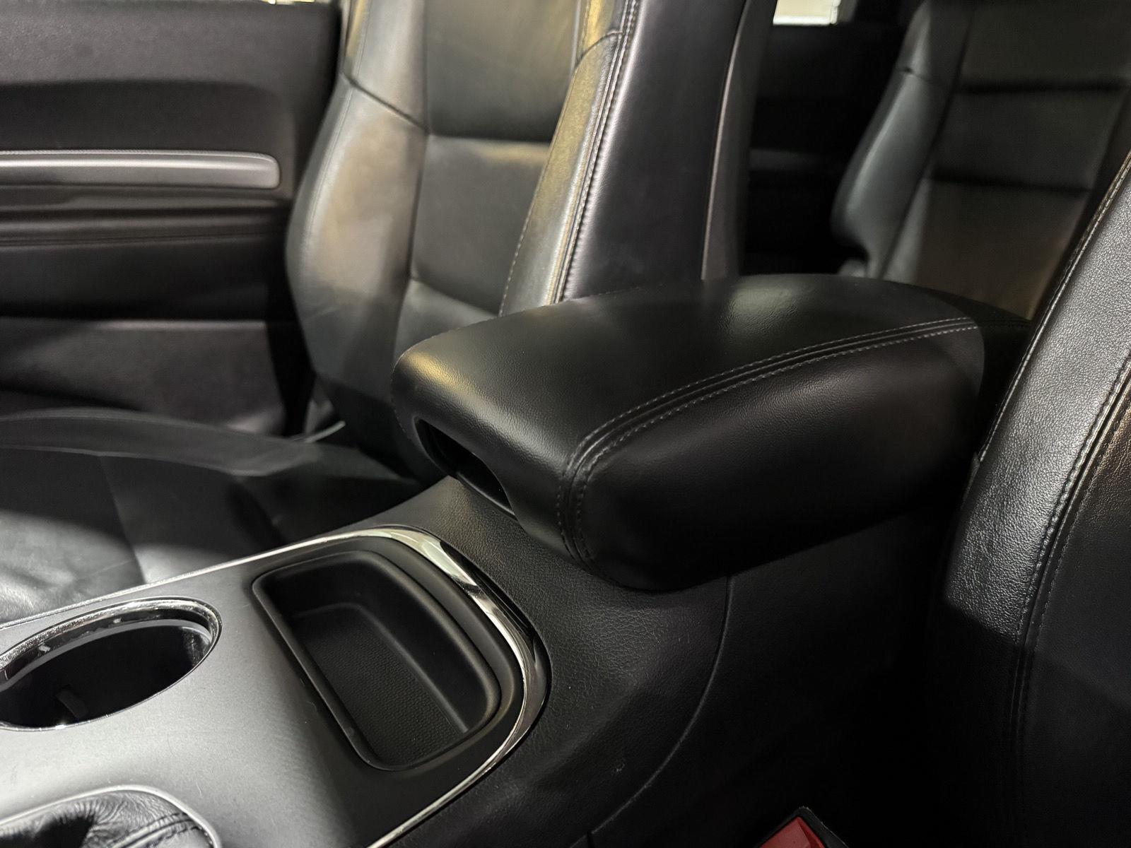 Vehicle photo 38