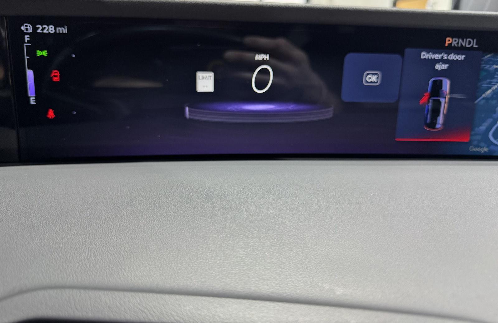 Vehicle photo 3
