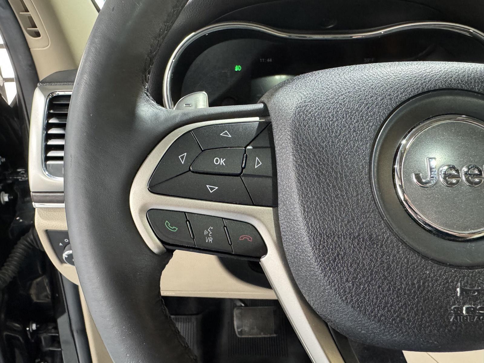 Vehicle photo 14