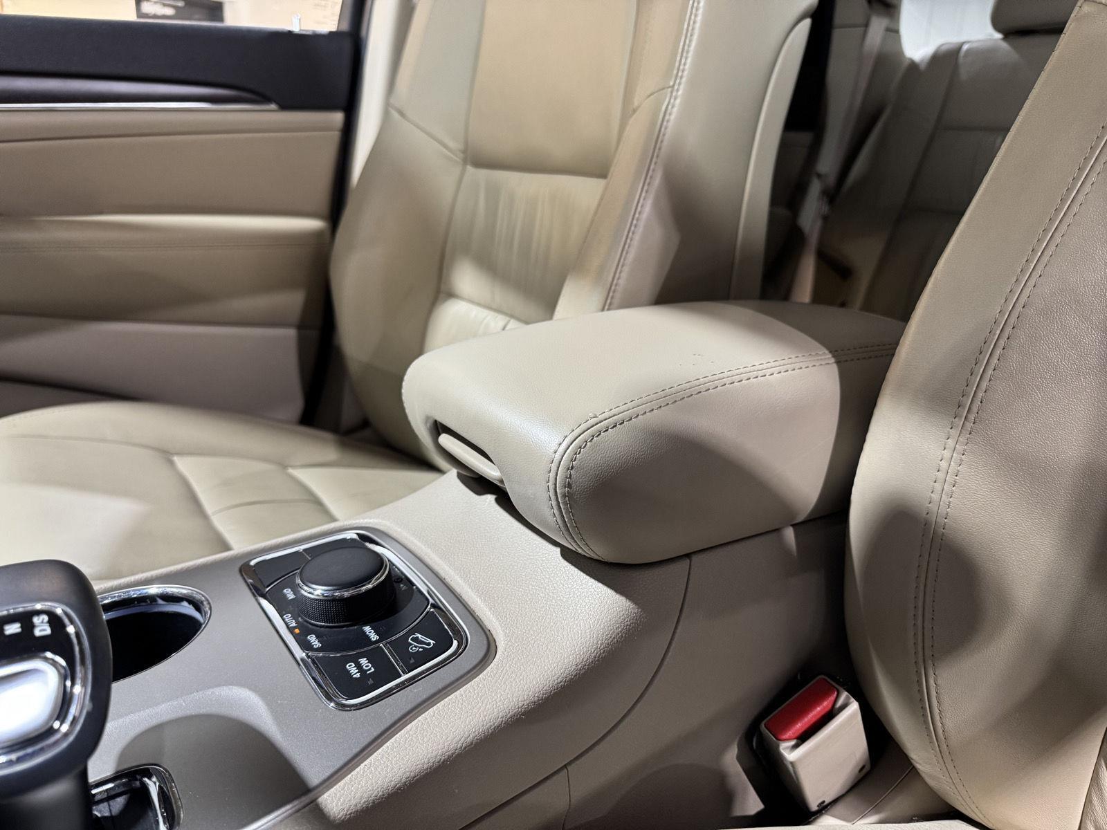 Vehicle photo 36