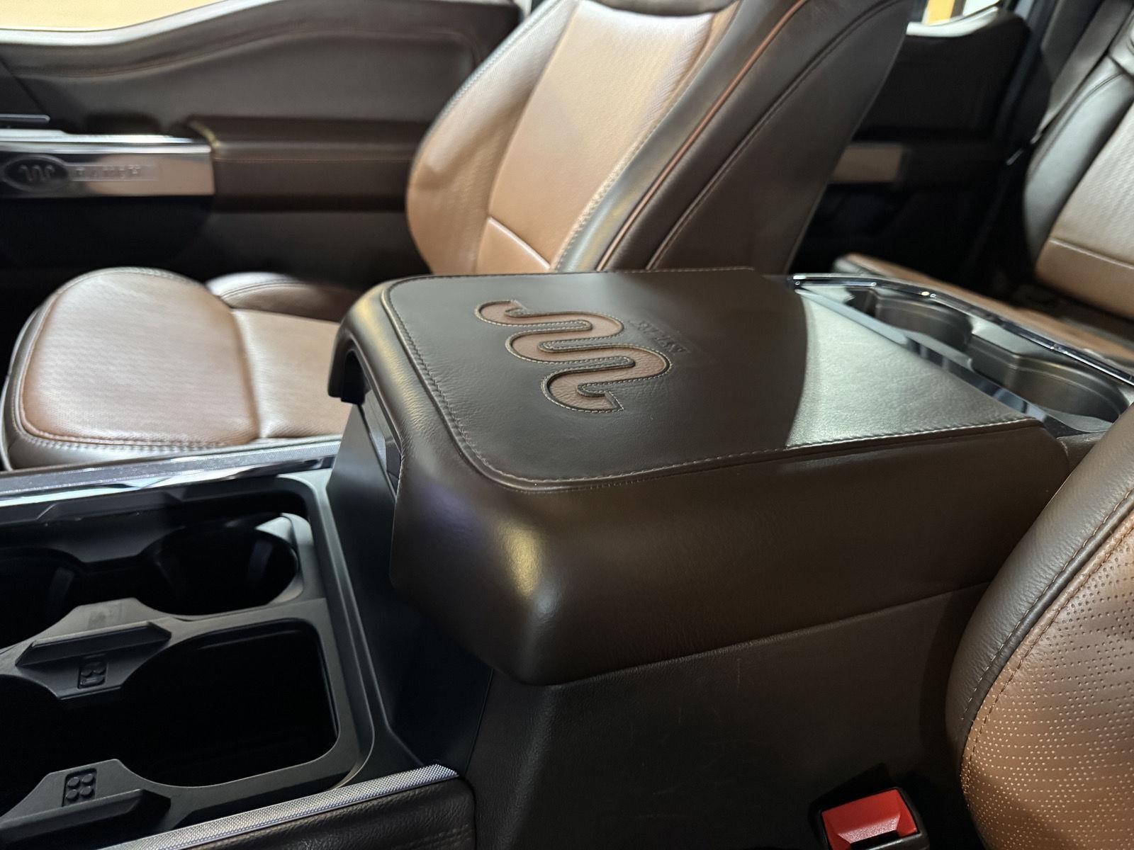 Vehicle photo 41
