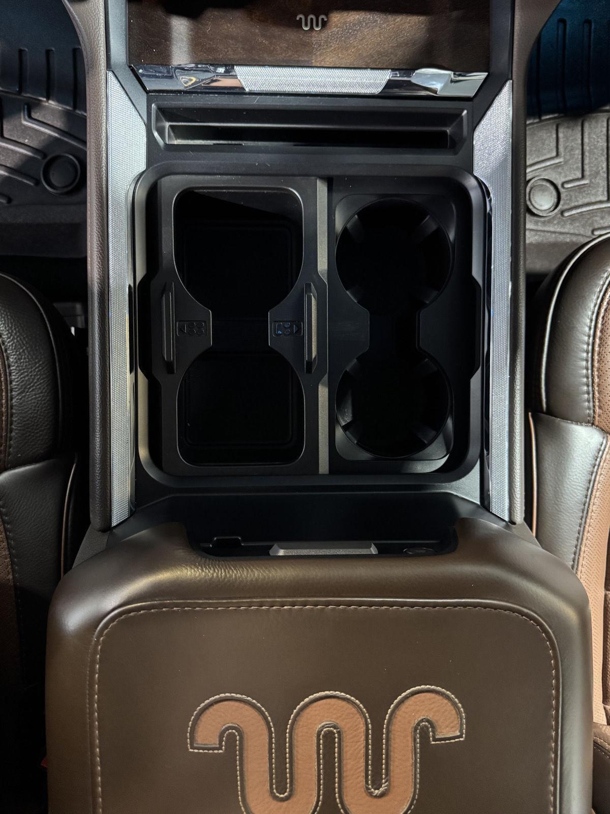 Vehicle photo 40