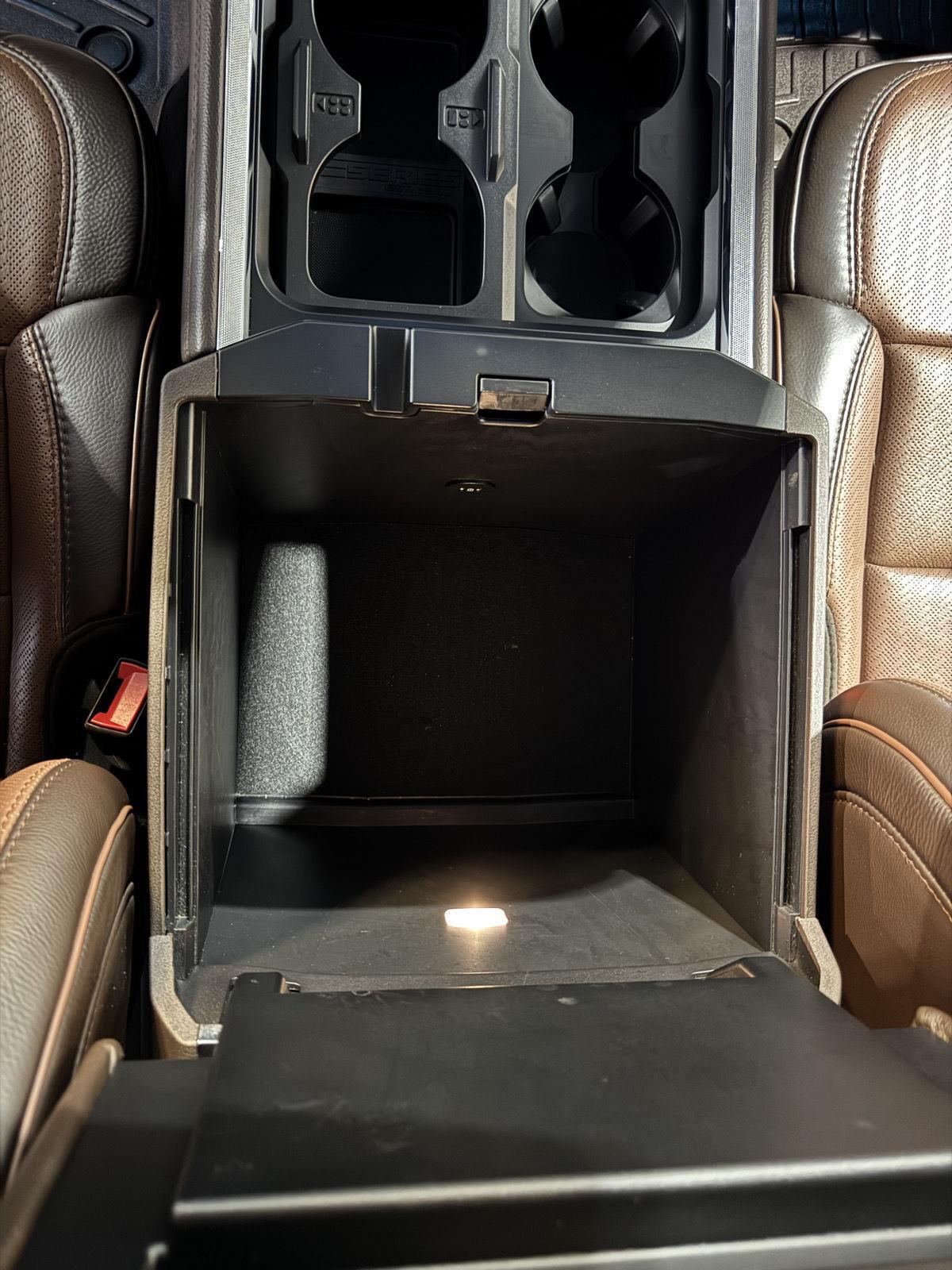 Vehicle photo 42