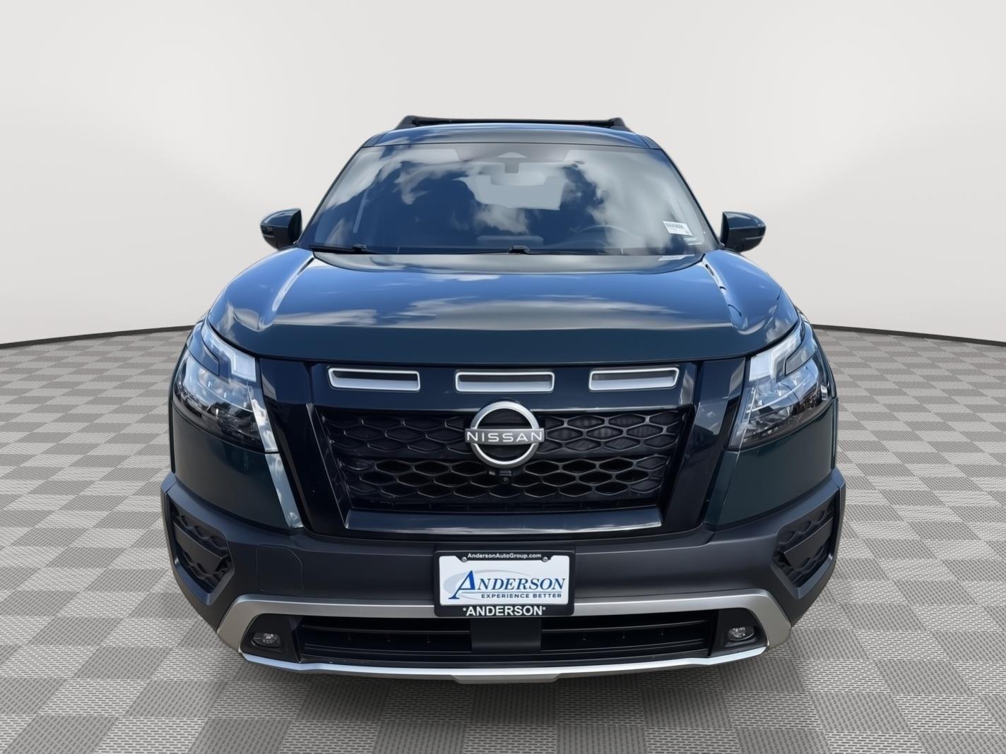 Vehicle photo 5