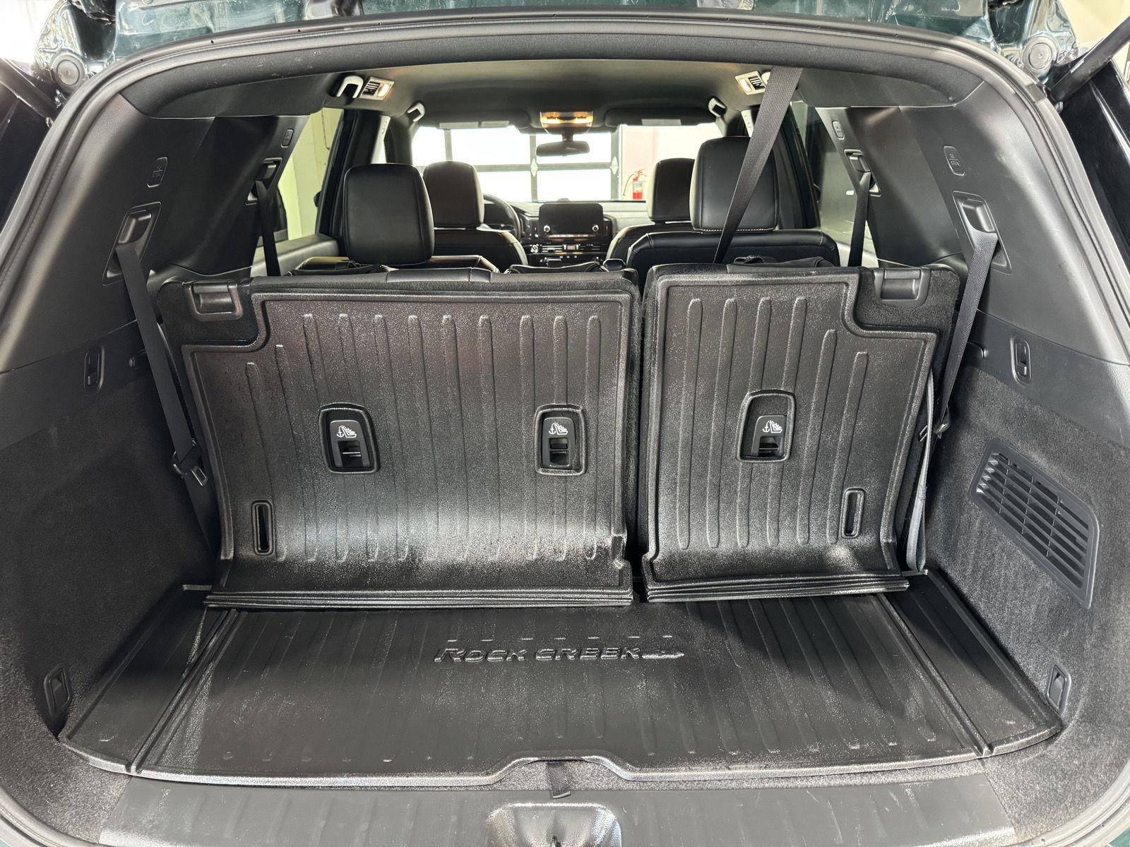 Vehicle photo 42