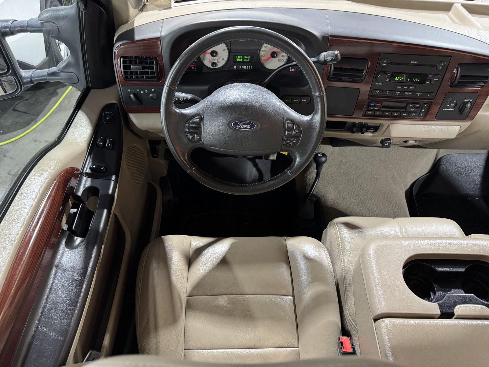 Vehicle photo 22