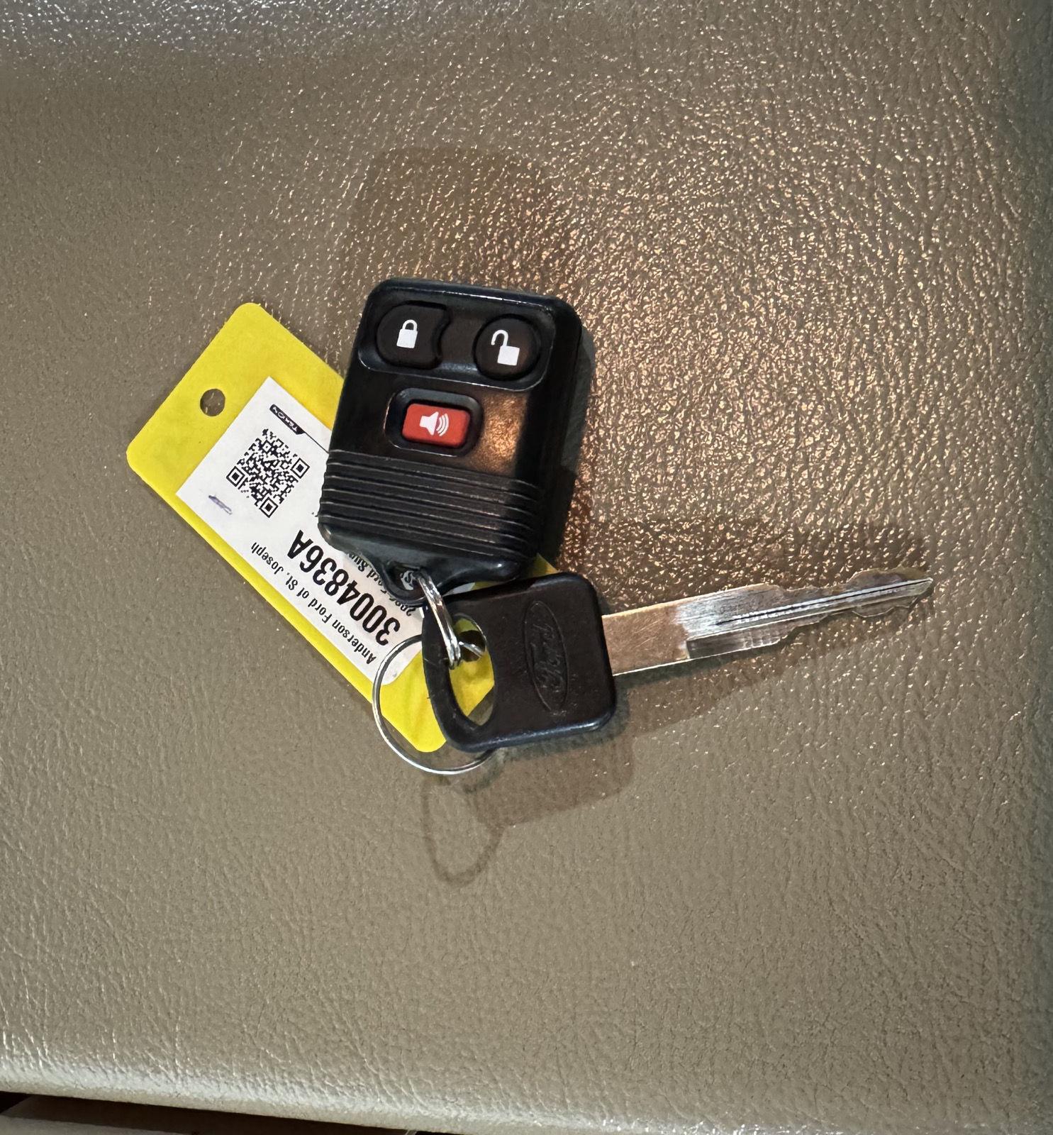 Vehicle photo 38