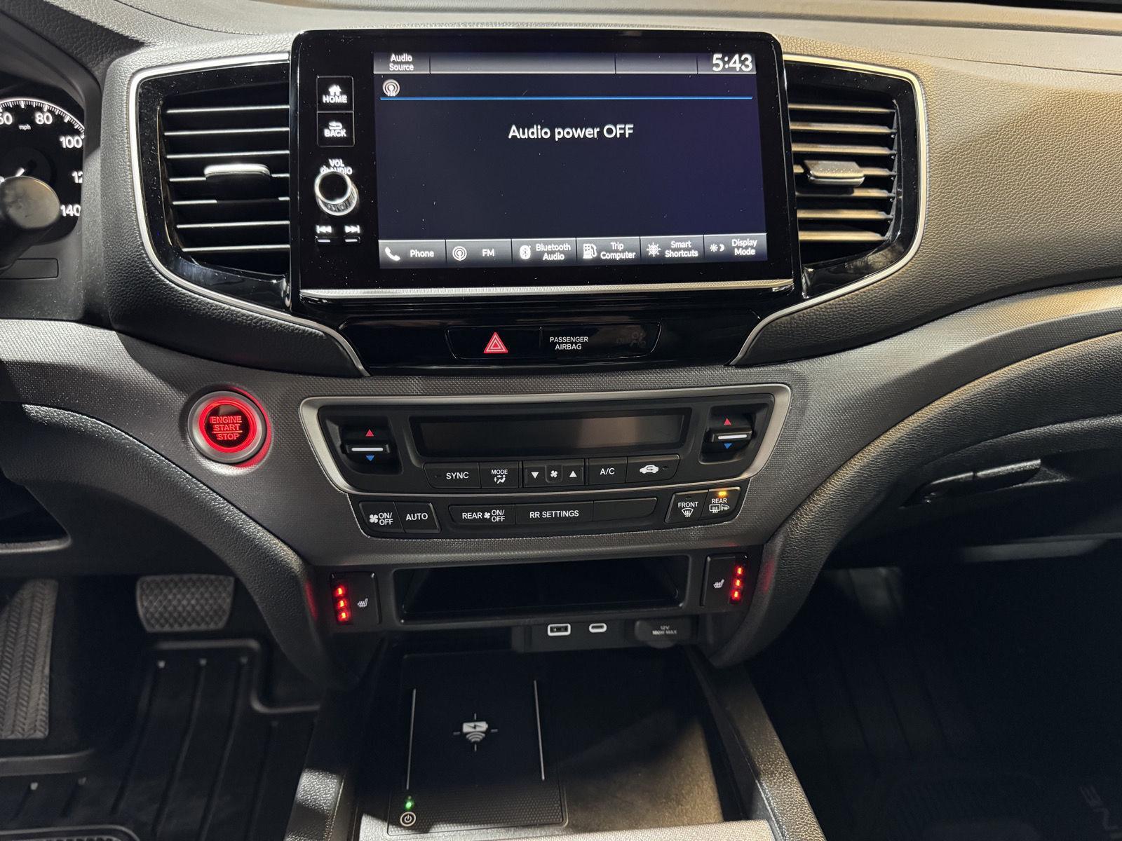 Vehicle photo 35