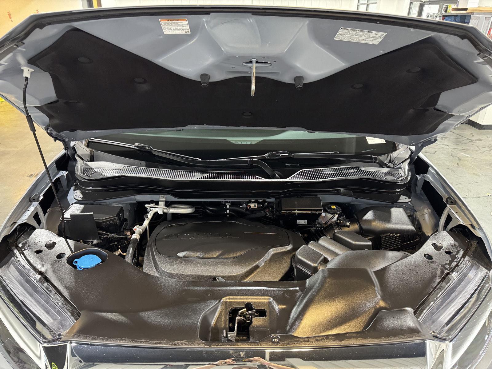 Vehicle photo 44