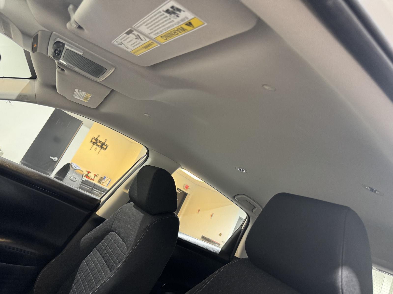 Vehicle photo 28