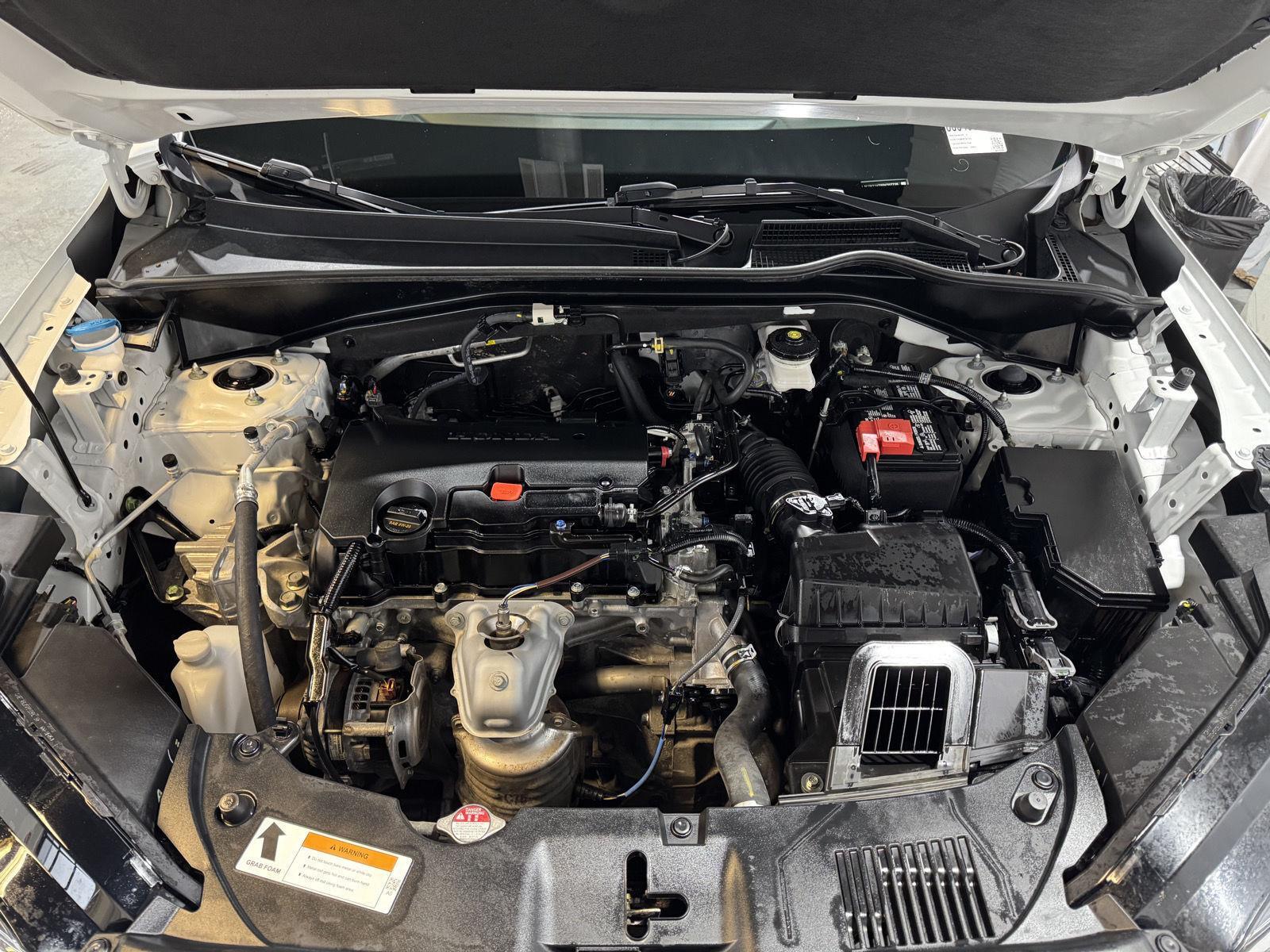Vehicle photo 38